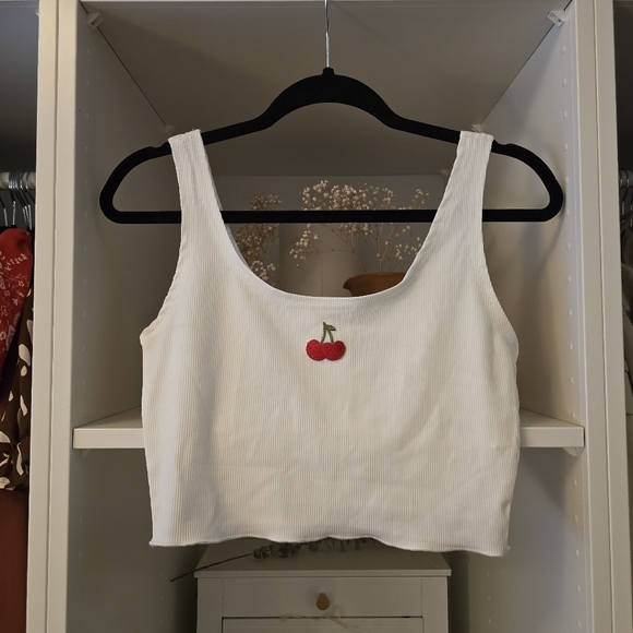 NWOT Temu Tank - Picture 2 of 6